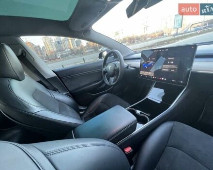 Синій Тесла Модель 3, об'ємом двигуна 0 л та пробігом 182 тис. км за 16800 $, фото 11 на Automoto.ua