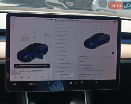 Тесла Модель 3 2019 у Харкові на Automoto.ua Синій Тесла Модель 3, об'ємом двигуна 0 л та пробігом 71 тис. км за 15430 $, фото 25 на Automoto.ua
