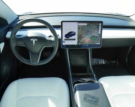 Синій Тесла Модель 3, об'ємом двигуна 0 л та пробігом 35 тис. км за 7828 $, фото 6 на Automoto.ua