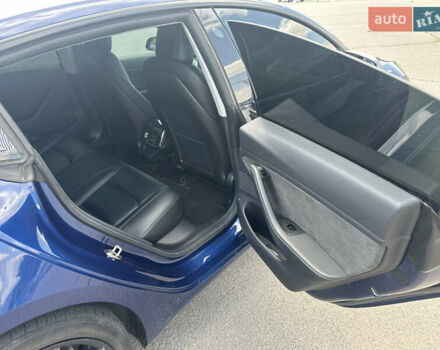 Синий Тесла Модель 3, объемом двигателя 0 л и пробегом 90 тыс. км за 19000 $, фото 10 на Automoto.ua