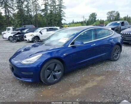 Синий Тесла Модель 3, объемом двигателя 0 л и пробегом 60 тыс. км за 4000 $, фото 1 на Automoto.ua