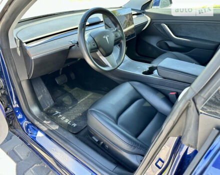 Синій Тесла Модель 3, об'ємом двигуна 0 л та пробігом 49 тис. км за 22000 $, фото 11 на Automoto.ua