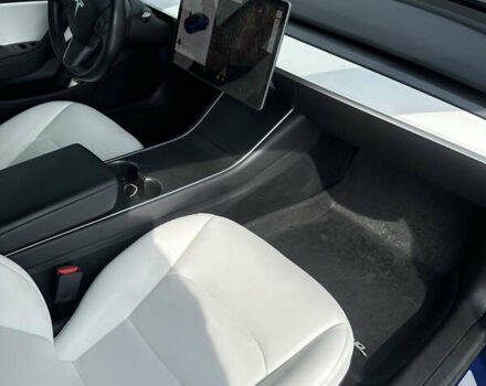 Синий Тесла Модель 3, объемом двигателя 0 л и пробегом 88 тыс. км за 17500 $, фото 7 на Automoto.ua