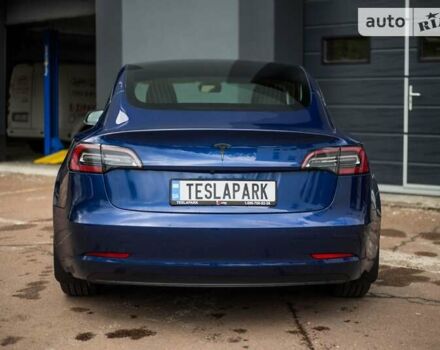 Синий Тесла Модель 3, объемом двигателя 0 л и пробегом 47 тыс. км за 25499 $, фото 7 на Automoto.ua