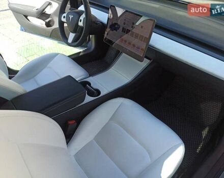 Синий Тесла Модель 3, объемом двигателя 0 л и пробегом 53 тыс. км за 20500 $, фото 16 на Automoto.ua