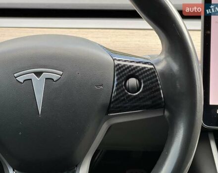Тесла Модель 3 2019 у Львові на Automoto.ua Синій Тесла Модель 3, об'ємом двигуна 0 л та пробігом 130 тис. км за 16700 $, фото 13 на Automoto.ua