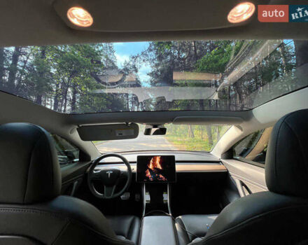 Синий Тесла Модель 3, объемом двигателя 0 л и пробегом 82 тыс. км за 25000 $, фото 9 на Automoto.ua