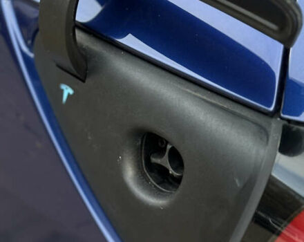 Синій Тесла Модель 3, об'ємом двигуна 0 л та пробігом 111 тис. км за 15000 $, фото 30 на Automoto.ua