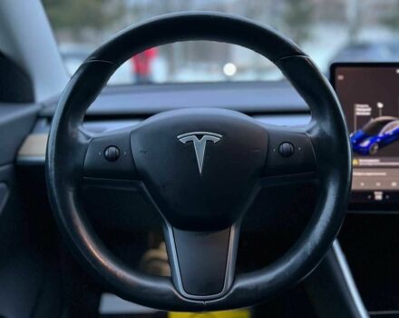 Синій Тесла Модель 3, об'ємом двигуна 0 л та пробігом 151 тис. км за 17850 $, фото 10 на Automoto.ua