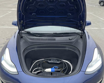 Синій Тесла Модель 3, об'ємом двигуна 0 л та пробігом 62 тис. км за 19200 $, фото 5 на Automoto.ua