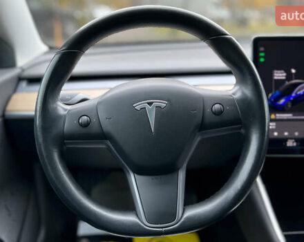 Синий Тесла Модель 3, объемом двигателя 0 л и пробегом 151 тыс. км за 17850 $, фото 10 на Automoto.ua