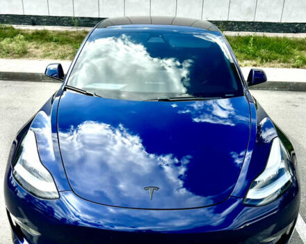 Синий Тесла Модель 3, объемом двигателя 0 л и пробегом 110 тыс. км за 18500 $, фото 1 на Automoto.ua