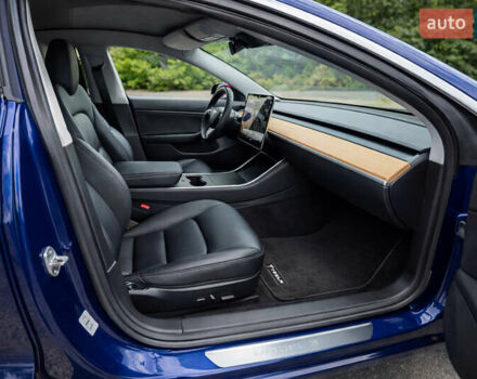 Синій Тесла Модель 3, об'ємом двигуна 0 л та пробігом 98 тис. км за 19900 $, фото 1 на Automoto.ua