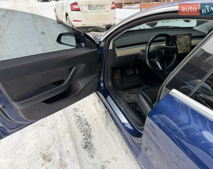 Синий Тесла Модель 3, объемом двигателя 0 л и пробегом 121 тыс. км за 19800 $, фото 2 на Automoto.ua