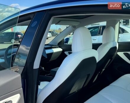 Синий Тесла Модель 3, объемом двигателя 0 л и пробегом 63 тыс. км за 16900 $, фото 14 на Automoto.ua