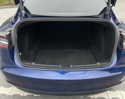 Синій Тесла Модель 3, об'ємом двигуна 0 л та пробігом 62 тис. км за 19200 $, фото 6 на Automoto.ua