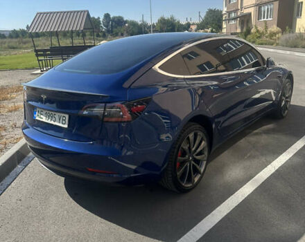 Синий Тесла Модель 3, объемом двигателя 0 л и пробегом 69 тыс. км за 20999 $, фото 3 на Automoto.ua