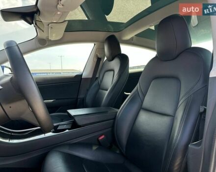 Синий Тесла Модель 3, объемом двигателя 0 л и пробегом 70 тыс. км за 18900 $, фото 15 на Automoto.ua