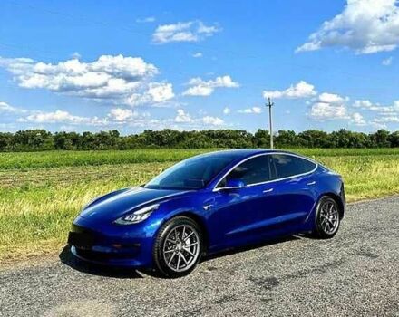 Синий Тесла Модель 3, объемом двигателя 0 л и пробегом 64 тыс. км за 14000 $, фото 1 на Automoto.ua