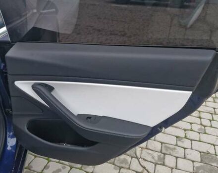 Синий Тесла Модель 3, объемом двигателя 0 л и пробегом 106 тыс. км за 18100 $, фото 14 на Automoto.ua