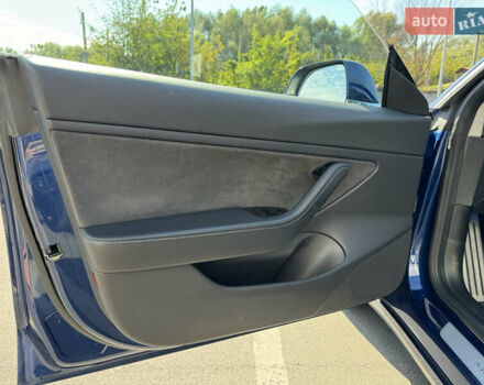 Синий Тесла Модель 3, объемом двигателя 0 л и пробегом 178 тыс. км за 16000 $, фото 7 на Automoto.ua