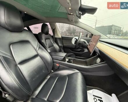 Синий Тесла Модель 3, объемом двигателя 0 л и пробегом 129 тыс. км за 12200 $, фото 12 на Automoto.ua