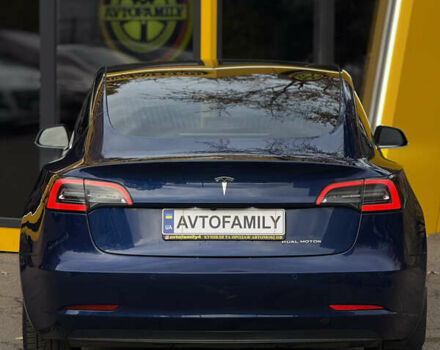 Синій Тесла Модель 3, об'ємом двигуна 0 л та пробігом 111 тис. км за 15000 $, фото 3 на Automoto.ua