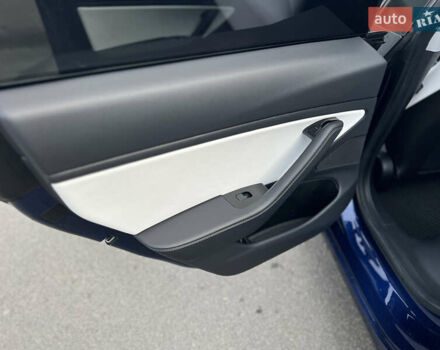 Синий Тесла Модель 3, объемом двигателя 0 л и пробегом 115 тыс. км за 14800 $, фото 19 на Automoto.ua