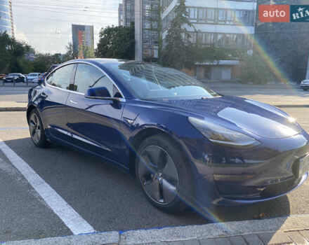 Тесла Модель 3 2019 в Днепре (Днепропетровске) на Automoto.ua Синий Тесла Модель 3, объемом двигателя 0 л и пробегом 95 тыс. км за 18300 $, фото 2 на Automoto.ua