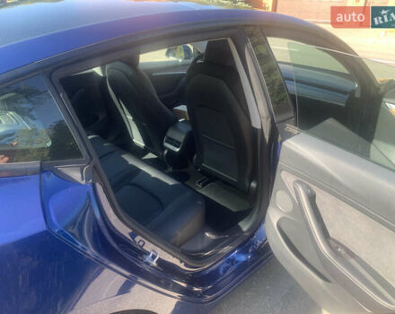 Синий Тесла Модель 3, объемом двигателя 0 л и пробегом 101 тыс. км за 20900 $, фото 9 на Automoto.ua