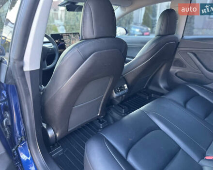 Синий Тесла Модель 3, объемом двигателя 0 л и пробегом 71 тыс. км за 17500 $, фото 93 на Automoto.ua