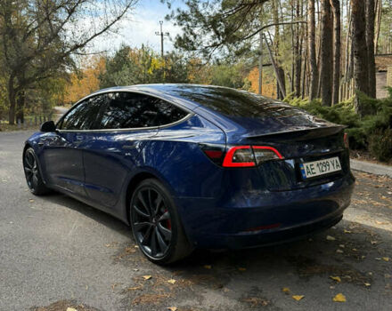 Тесла Модель 3 2020 в Новомосковске на Automoto.ua Синий Тесла Модель 3, объемом двигателя 0 л и пробегом 62 тыс. км за 21000 $, фото 3 на Automoto.ua