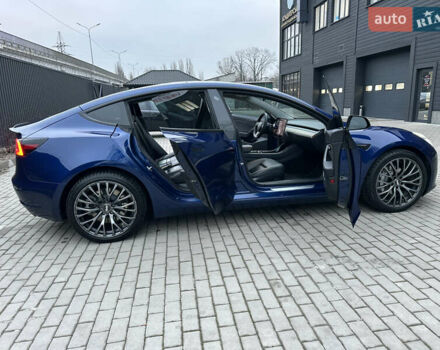 Синий Тесла Модель 3, объемом двигателя 0 л и пробегом 86 тыс. км за 22400 $, фото 33 на Automoto.ua