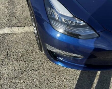 Тесла Модель 3 2020 у Кам'янське (Дніпродзержинськ) на Automoto.ua Синій Тесла Модель 3, об'ємом двигуна 0 л та пробігом 82 тис. км за 20000 $, фото 4 на Automoto.ua