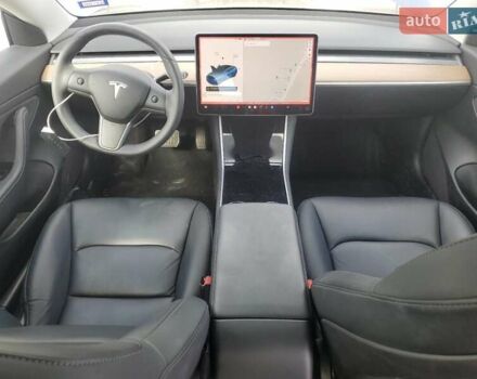 Синій Тесла Модель 3, об'ємом двигуна 0 л та пробігом 75 тис. км за 3000 $, фото 7 на Automoto.ua