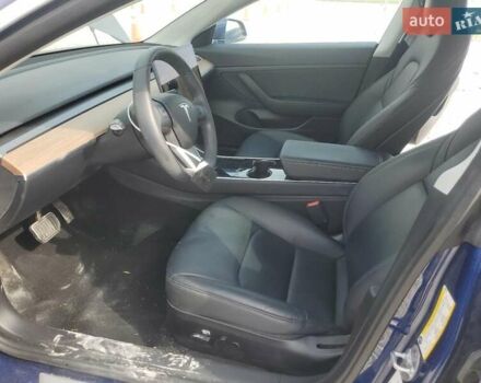 Синій Тесла Модель 3, об'ємом двигуна 0 л та пробігом 75 тис. км за 3000 $, фото 6 на Automoto.ua