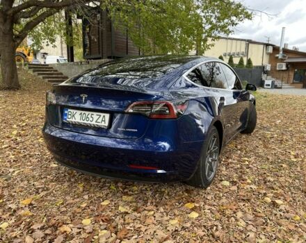 Синій Тесла Модель 3, об'ємом двигуна 0 л та пробігом 63 тис. км за 21500 $, фото 4 на Automoto.ua