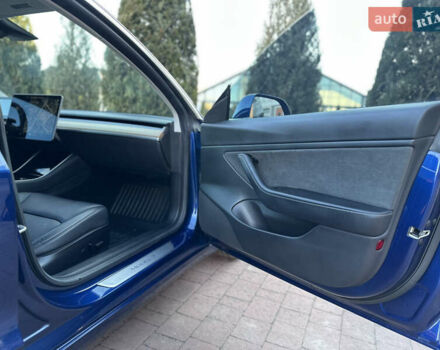 Синий Тесла Модель 3, объемом двигателя 0 л и пробегом 71 тыс. км за 17500 $, фото 74 на Automoto.ua