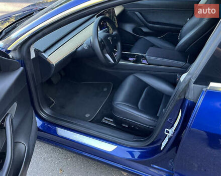 Синий Тесла Модель 3, объемом двигателя 0 л и пробегом 62 тыс. км за 13900 $, фото 12 на Automoto.ua