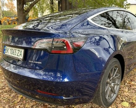 Синій Тесла Модель 3, об'ємом двигуна 0 л та пробігом 63 тис. км за 21500 $, фото 7 на Automoto.ua