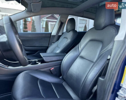 Синий Тесла Модель 3, объемом двигателя 0 л и пробегом 71 тыс. км за 17500 $, фото 55 на Automoto.ua