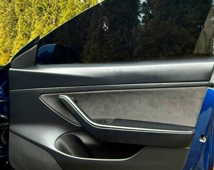 Синій Тесла Модель 3, об'ємом двигуна 0 л та пробігом 135 тис. км за 15800 $, фото 72 на Automoto.ua