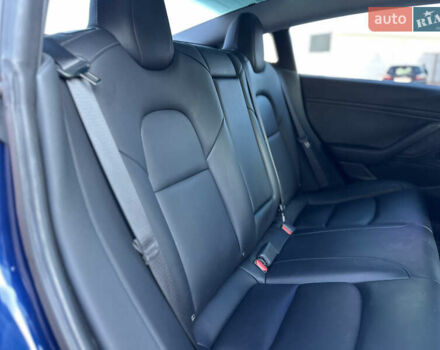 Синий Тесла Модель 3, объемом двигателя 0 л и пробегом 71 тыс. км за 17500 $, фото 88 на Automoto.ua