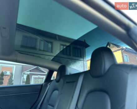 Синий Тесла Модель 3, объемом двигателя 0 л и пробегом 71 тыс. км за 17500 $, фото 73 на Automoto.ua