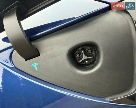 Синій Тесла Модель 3, об'ємом двигуна 0 л та пробігом 135 тис. км за 15800 $, фото 45 на Automoto.ua