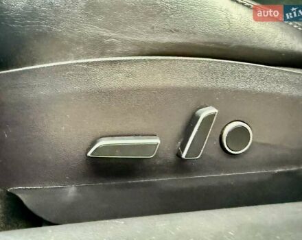 Синій Тесла Модель 3, об'ємом двигуна 0 л та пробігом 135 тис. км за 15800 $, фото 62 на Automoto.ua