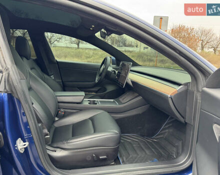 Синий Тесла Модель 3, объемом двигателя 0 л и пробегом 64 тыс. км за 19900 $, фото 27 на Automoto.ua