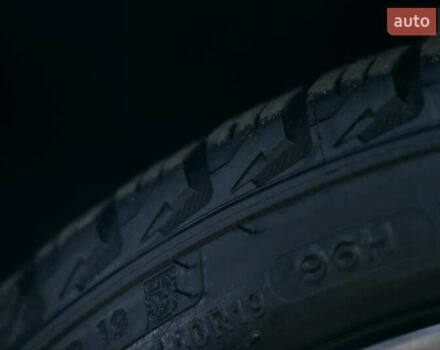 Тесла Модель 3 2020 в Киеве на Automoto.ua Синий Тесла Модель 3, объемом двигателя 0 л и пробегом 137 тыс. км за 20000 $, фото 12 на Automoto.ua