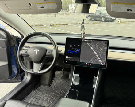 Тесла Модель 3 2020 в Днепре (Днепропетровске) на Automoto.ua Синий Тесла Модель 3, объемом двигателя 0 л и пробегом 140 тыс. км за 14900 $, фото 12 на Automoto.ua