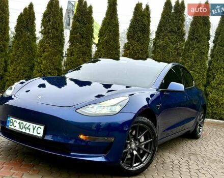 Синій Тесла Модель 3, об'ємом двигуна 0 л та пробігом 135 тис. км за 15800 $, фото 35 на Automoto.ua